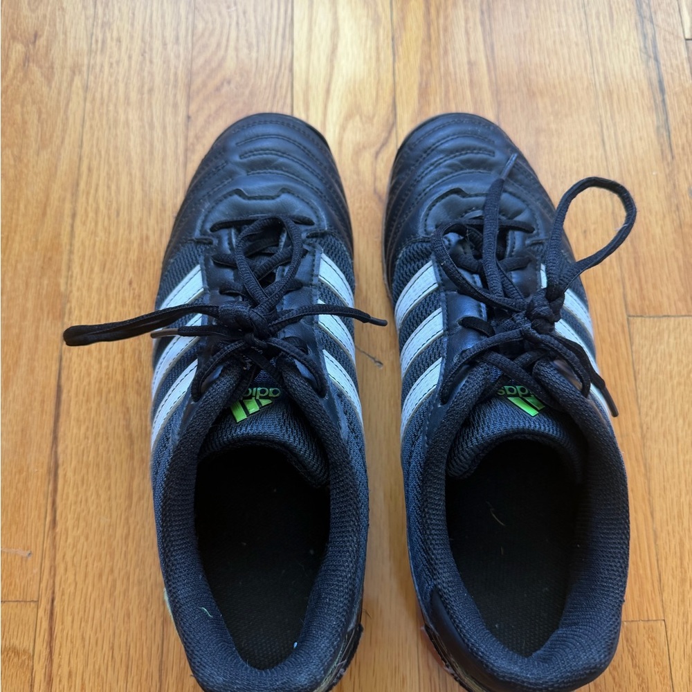 Adidas Indoor Soccer Cleats, Men’s 7.5